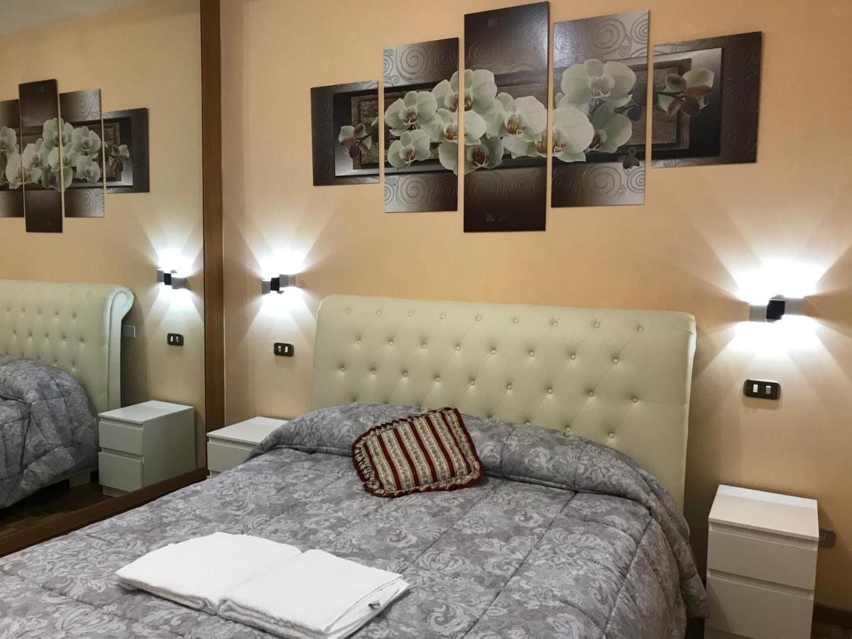 Kambal Inn โรม ภายนอก รูปภาพ