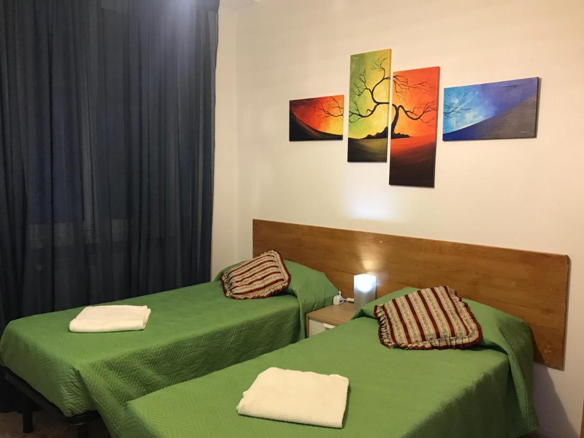 Kambal Inn โรม ภายนอก รูปภาพ