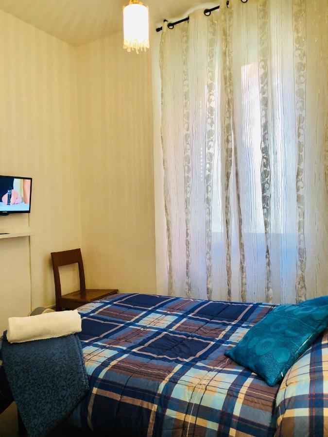 Kambal Inn โรม ภายนอก รูปภาพ