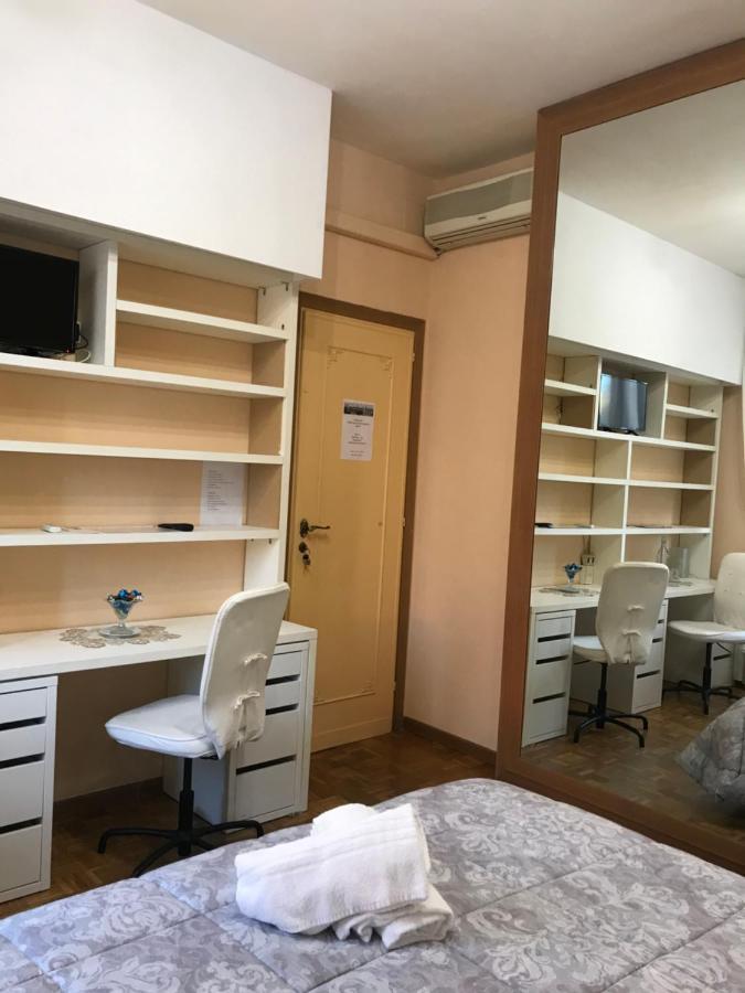 Kambal Inn โรม ภายนอก รูปภาพ