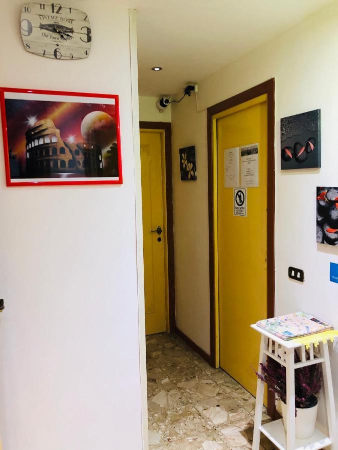 Kambal Inn โรม ภายนอก รูปภาพ